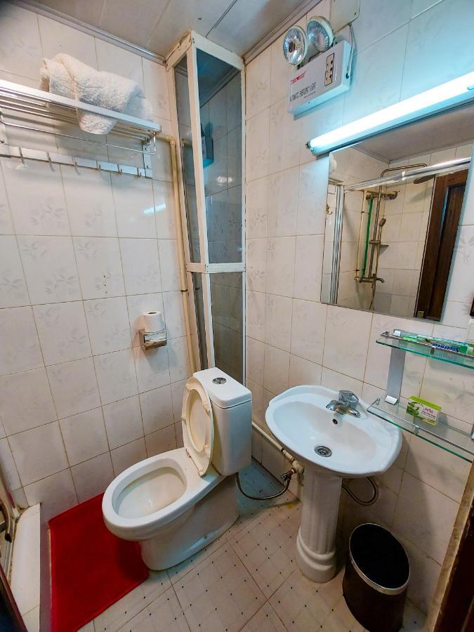 Hotel Relax Kinshasa Bagian luar foto